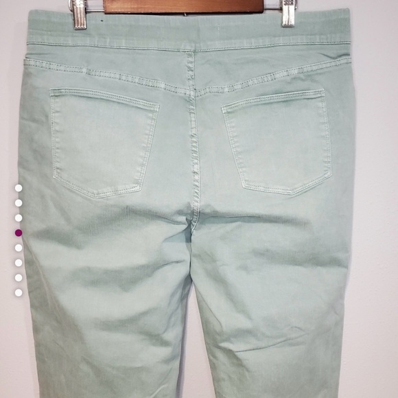 Soft Surroundings Green Ankle Cropped Jeans - Picture 4 of 7